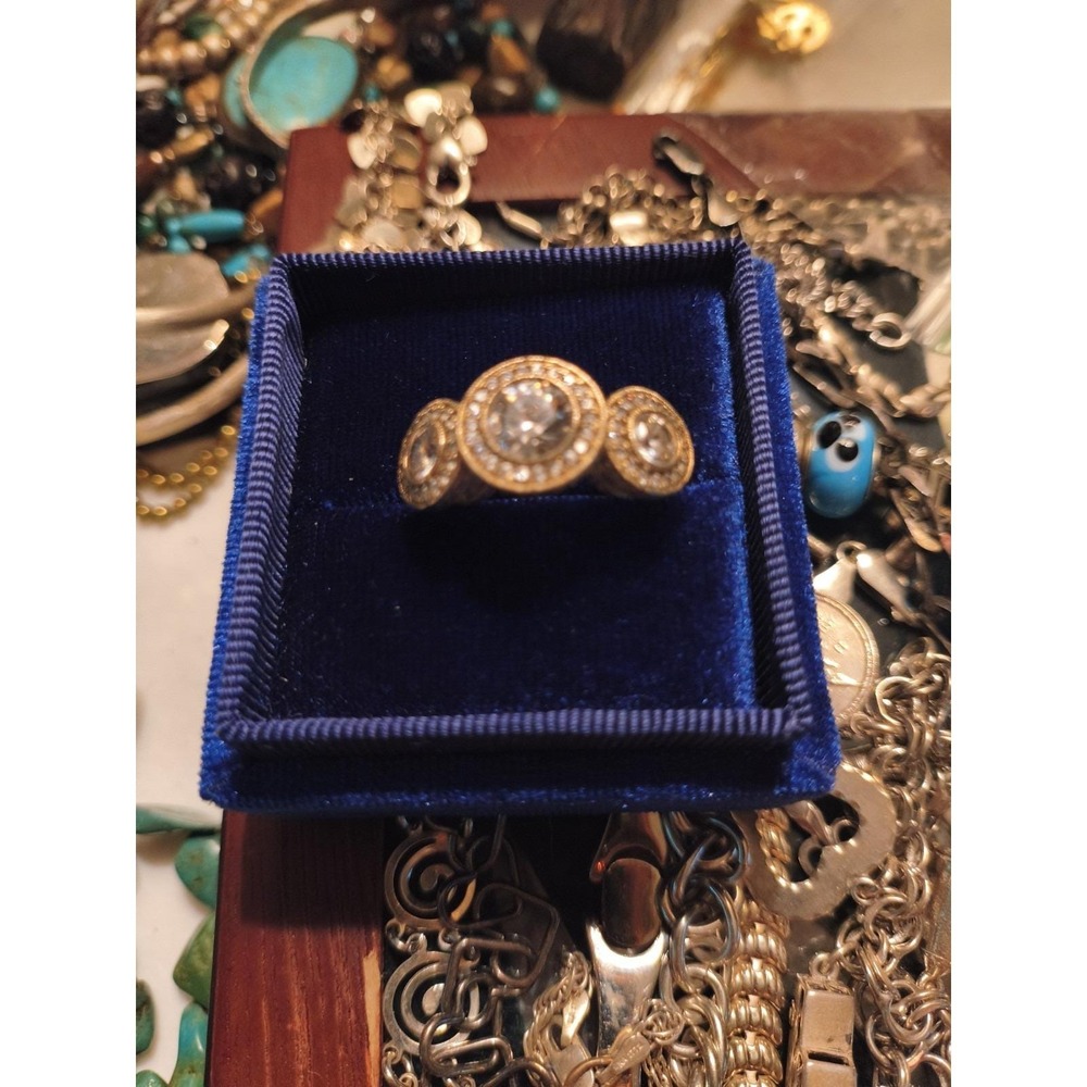 Very Nice Sterling Silver Ring Size 7